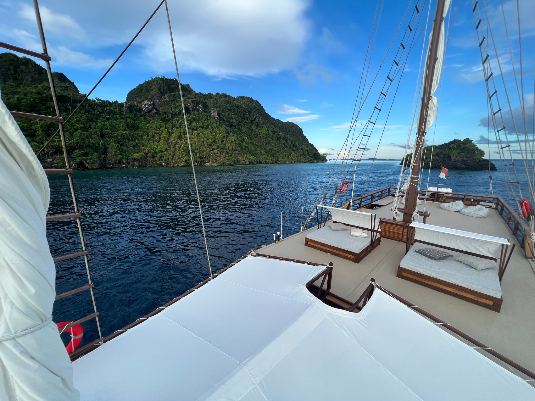 Dewata — Premium Phinisi yacht in Komodo (3 of 6)