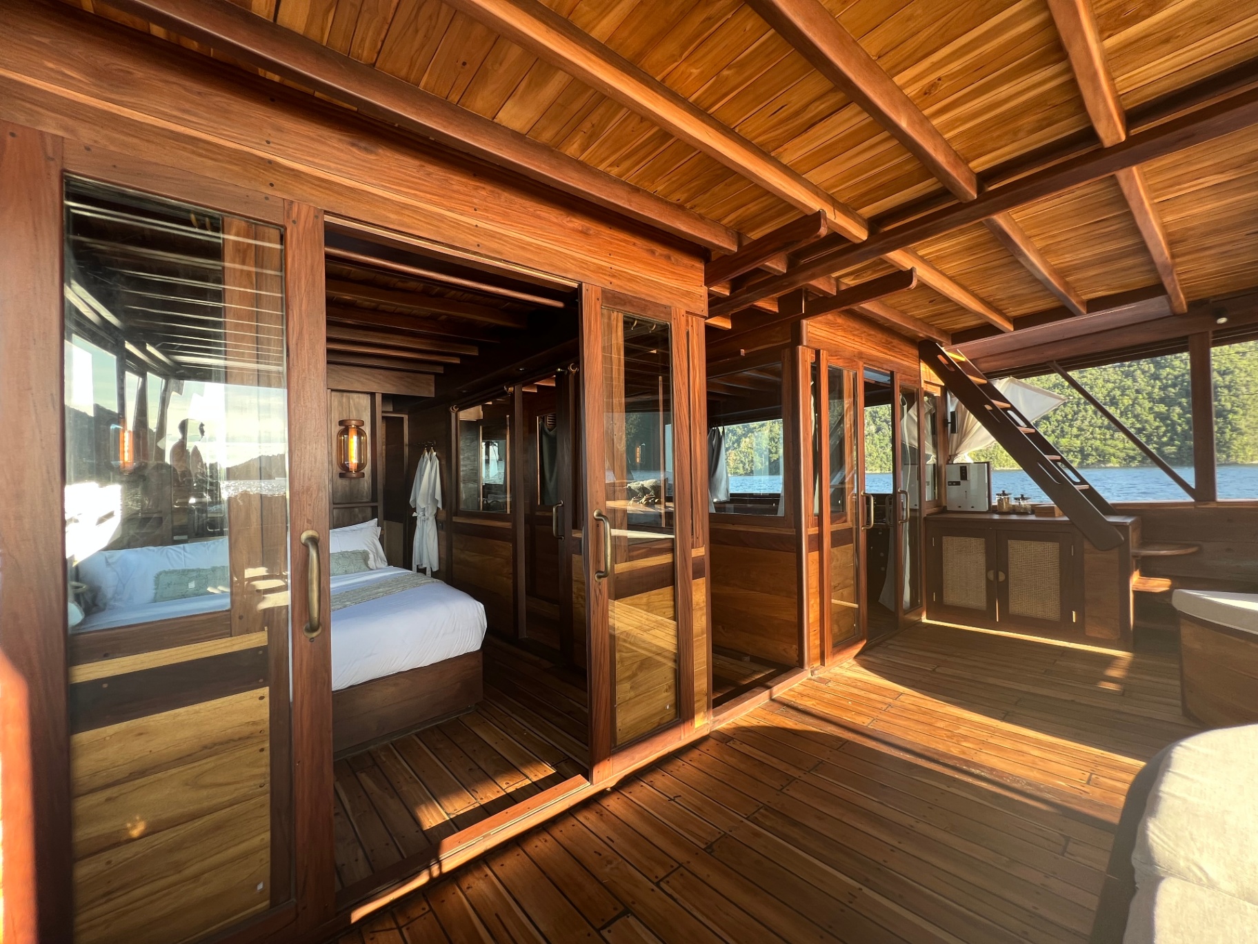 Dewata — Premium Phinisi yacht in Komodo (6 of 6)