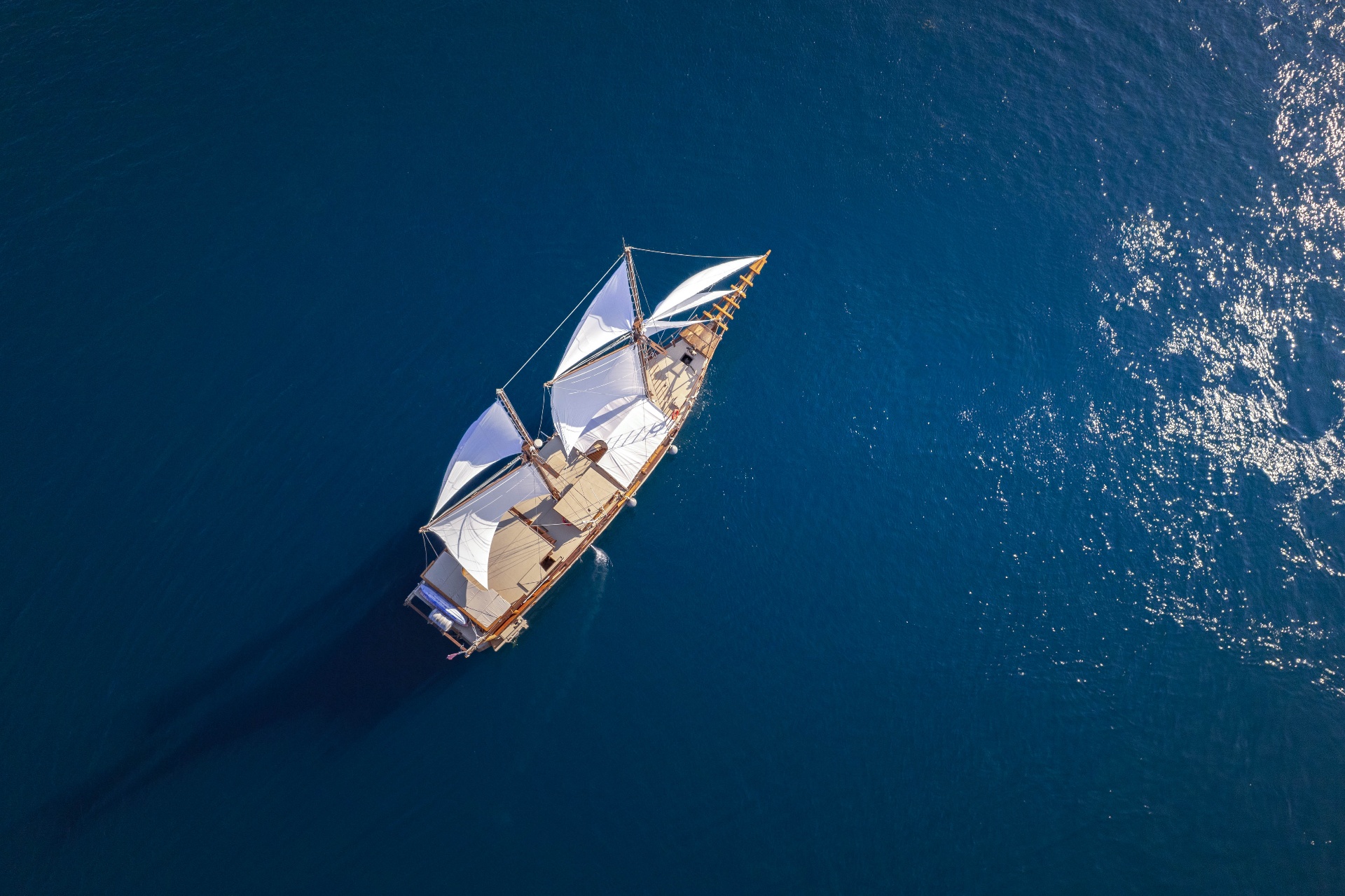 Nataraja — Luxury Yacht yacht in Komodo (1 of 6)